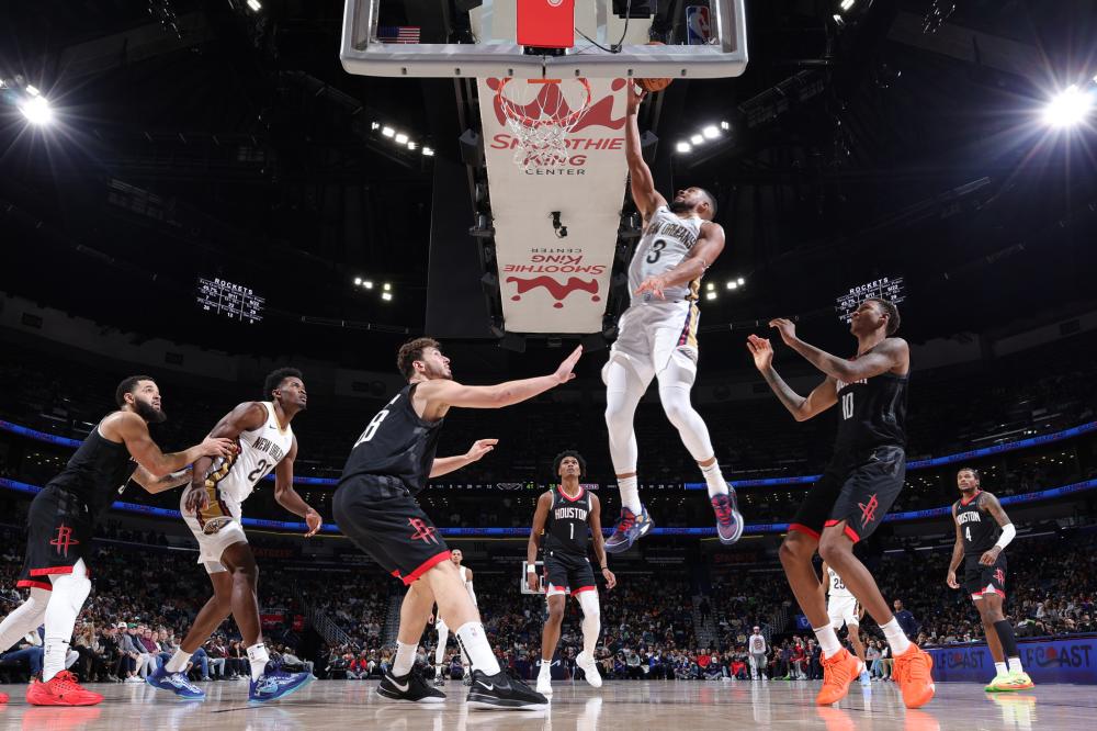 的半场简讯 的半场简讯